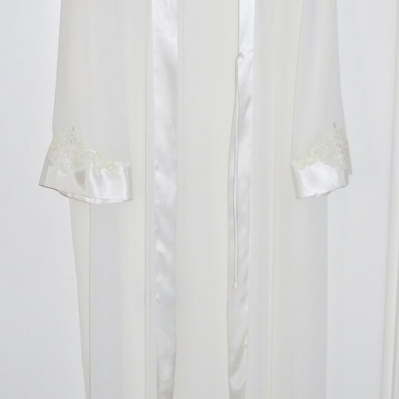 Vintage Embroidered Bridal White Sheer & Pleated Satin Nightgown Peignoir Set M - Picture 3 of 9